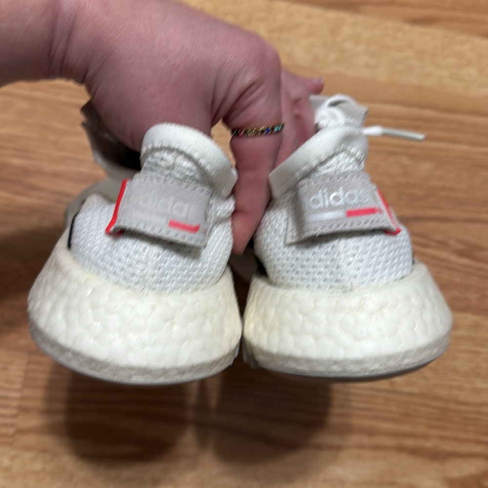 Adidas boost pods - Picture 3 of 5
